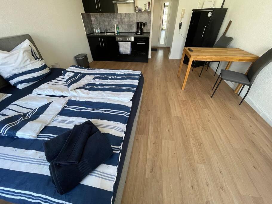 Innenstadt Refugium In Ruhiger Wasserlage+Balkon Leipzig Exteriör bild