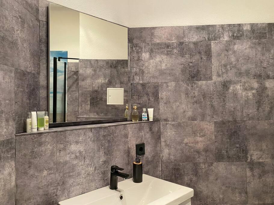 Innenstadt Refugium In Ruhiger Wasserlage+Balkon Leipzig Exteriör bild